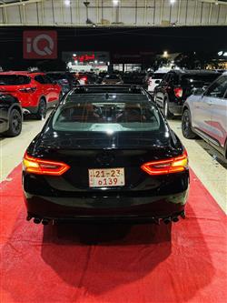 تۆیۆتا کامری